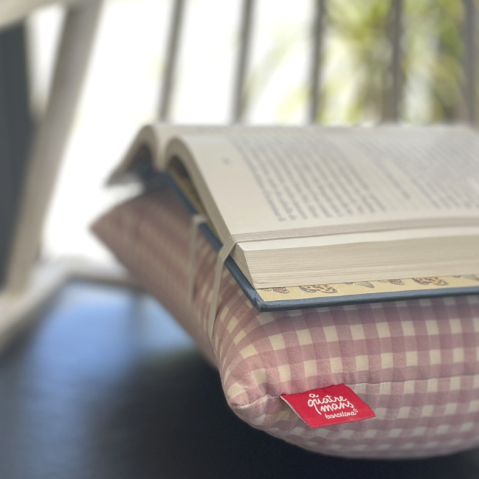 Coixí de lectura vichy rosa
